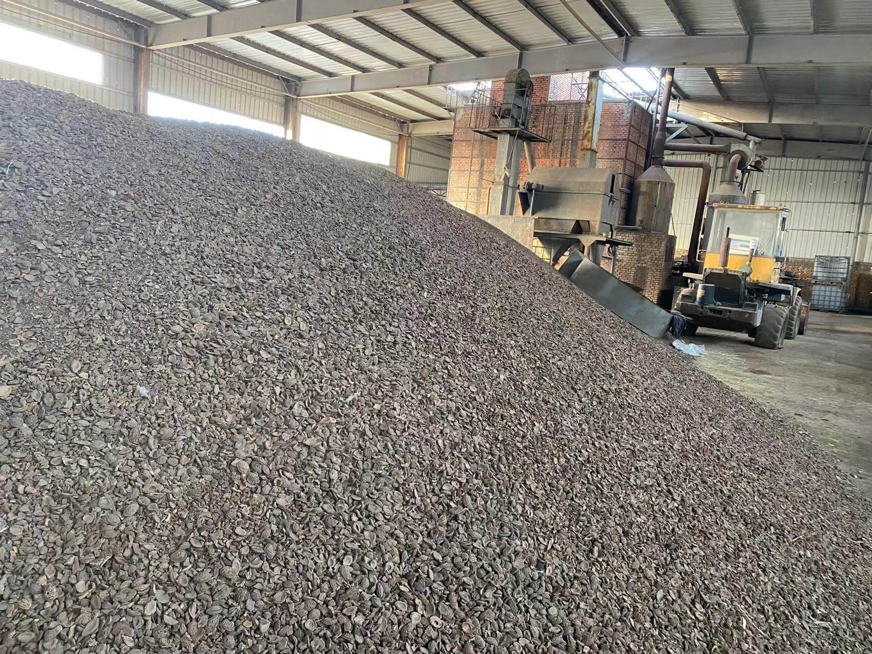 生產(chǎn)<a href=http://m.fliange.cn/gkhxt/ target=_blank class=infotextkey>果殼活性炭</a>環(huán)境