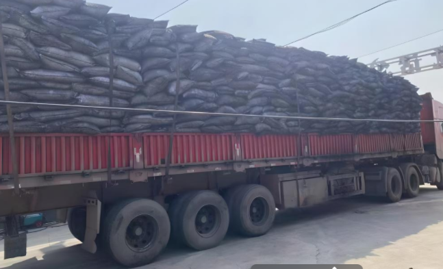 <a href=http://m.fliange.cn/zzhxt/ target=_blank class=infotextkey>柱狀活性炭</a>，廢氣活性炭發(fā)車